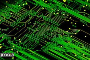 亚电扩大高阶膜渗透率，PCB行业再上台阶